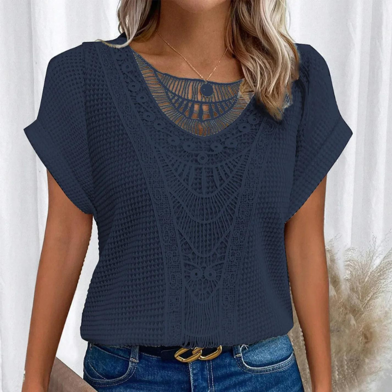 Sofia™ | Stilfuld Top med Blonde Detalje